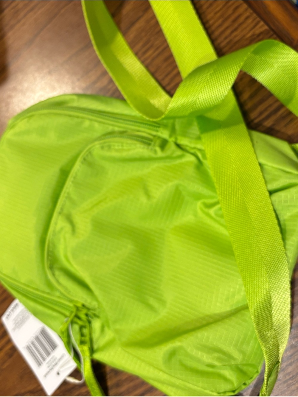Vera Bradley Lime Green Sling Mini backpack - Lightweight